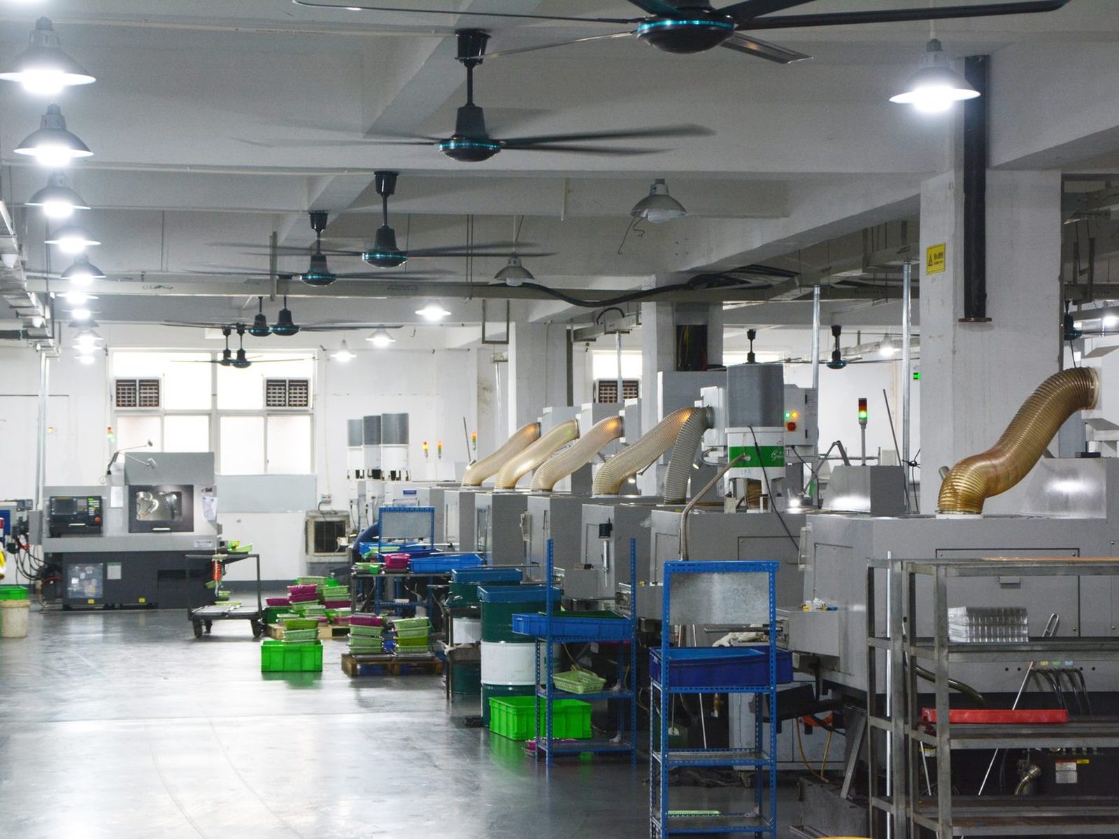 Tong'an, Xiamen — the machining floor